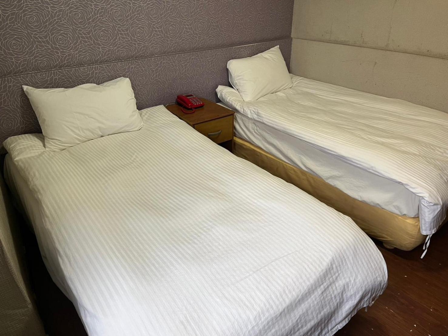 他里霧ta Li Woo Hotel Tounan Kültér fotó